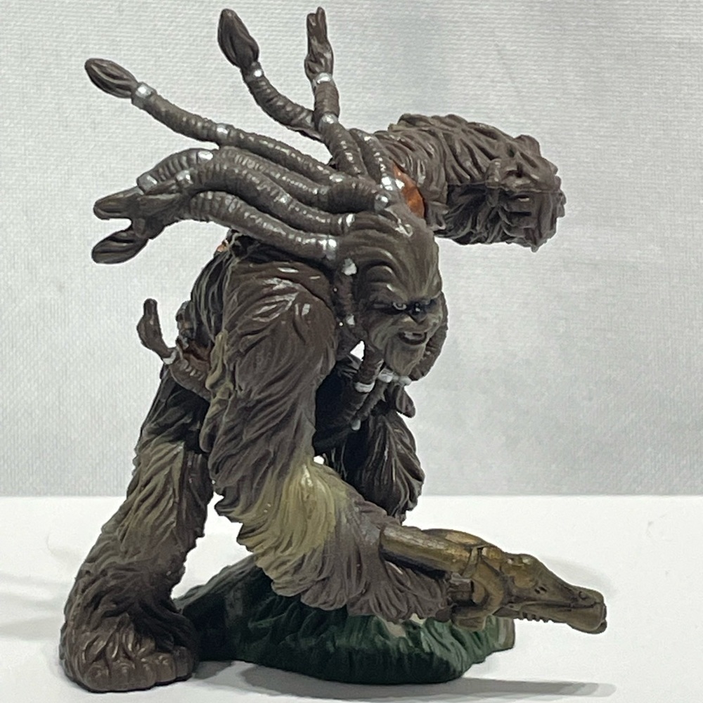 2.5” Star Wars Unleashed Battle of Kashyyyk Wookiee Warrior action figure